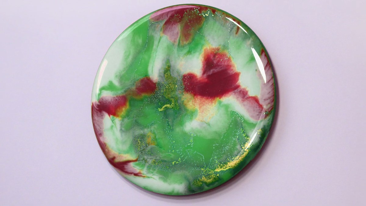 Houten Kerstornamenten gieten met Resin en Mica poeder