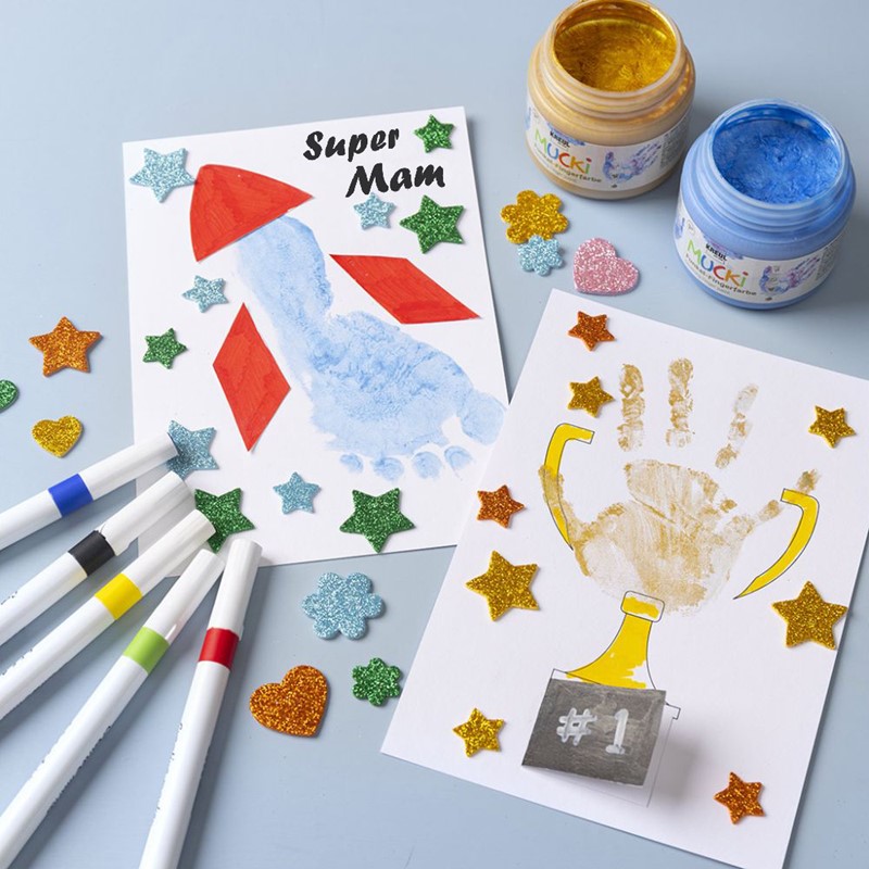Persoonlijke foto met hand- en voetafdruk