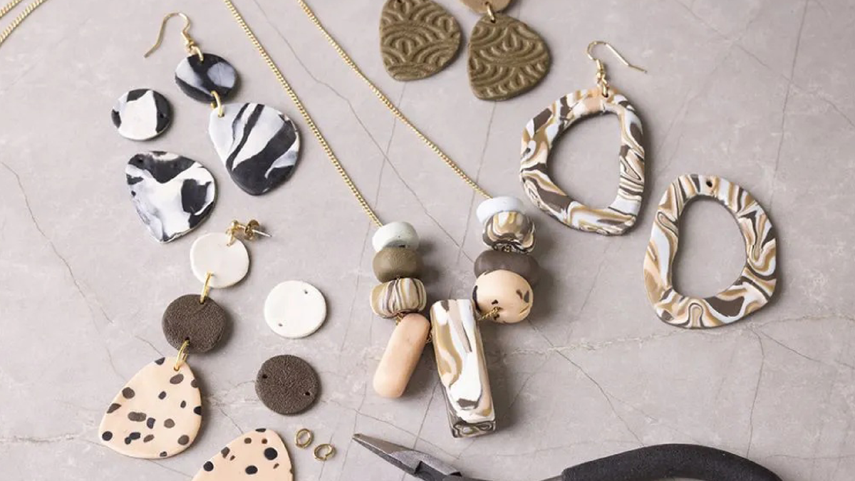 Leer sieraden maken met fijne polymeerklei