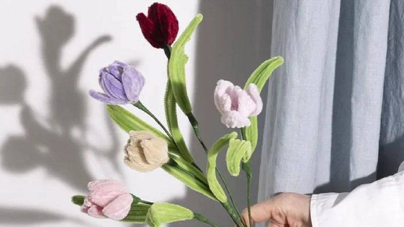 Tulpen van chenilledraad
