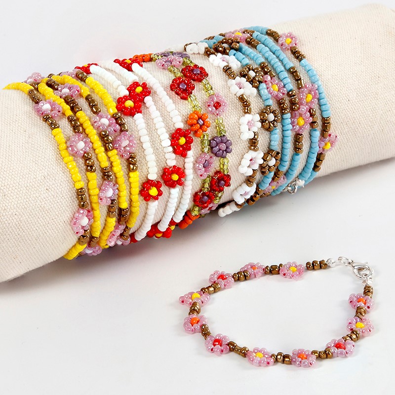 Bloemenarmband maken met rocailles