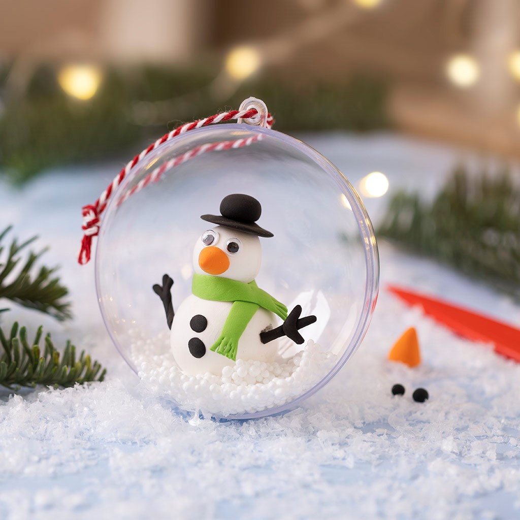 Kerstbal met sneeuwpop van Silk Clay®