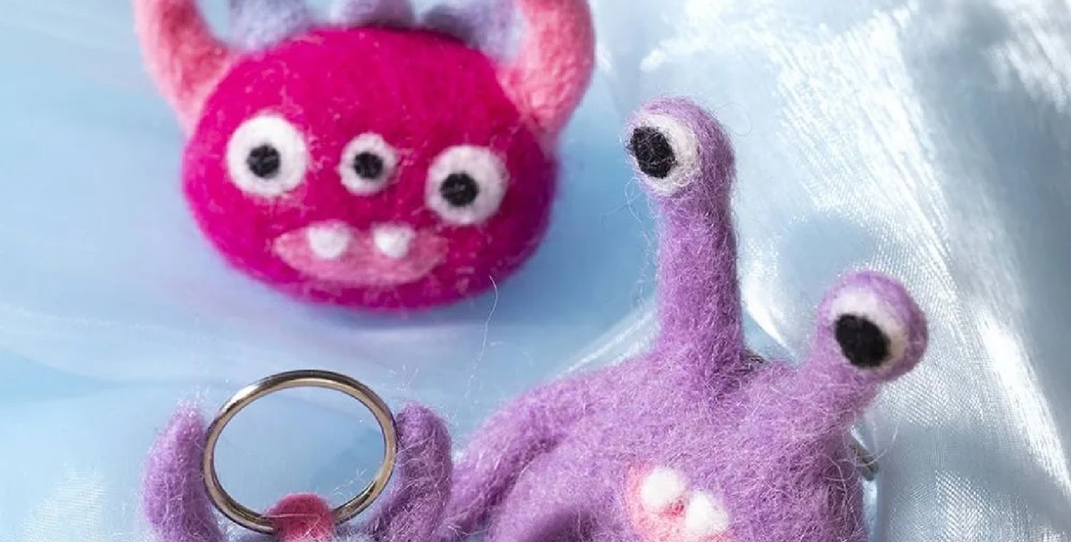 Monsters gemaakt met naaldvilten