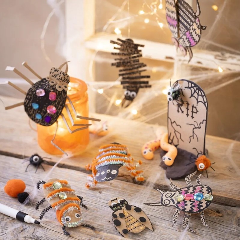 Halloweengraf met beestjes knutselen